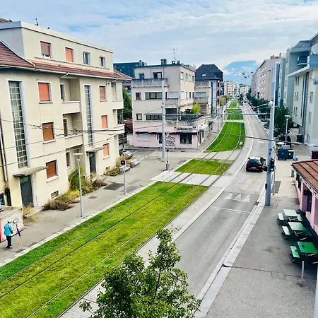 Grand Aux Portes De Geneve Apartment *